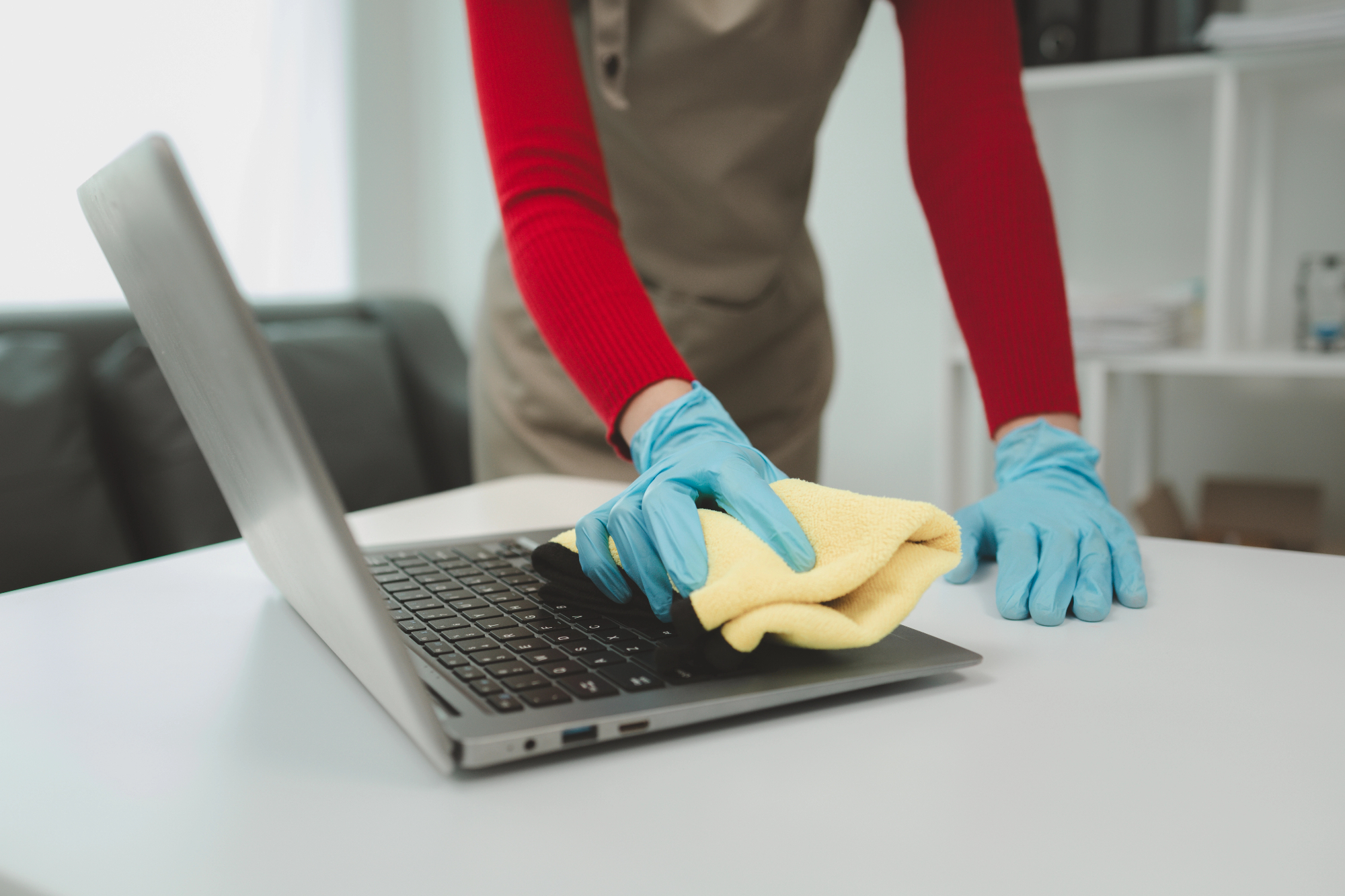 Čiščenje prenosnika cena je bila precej ugodna